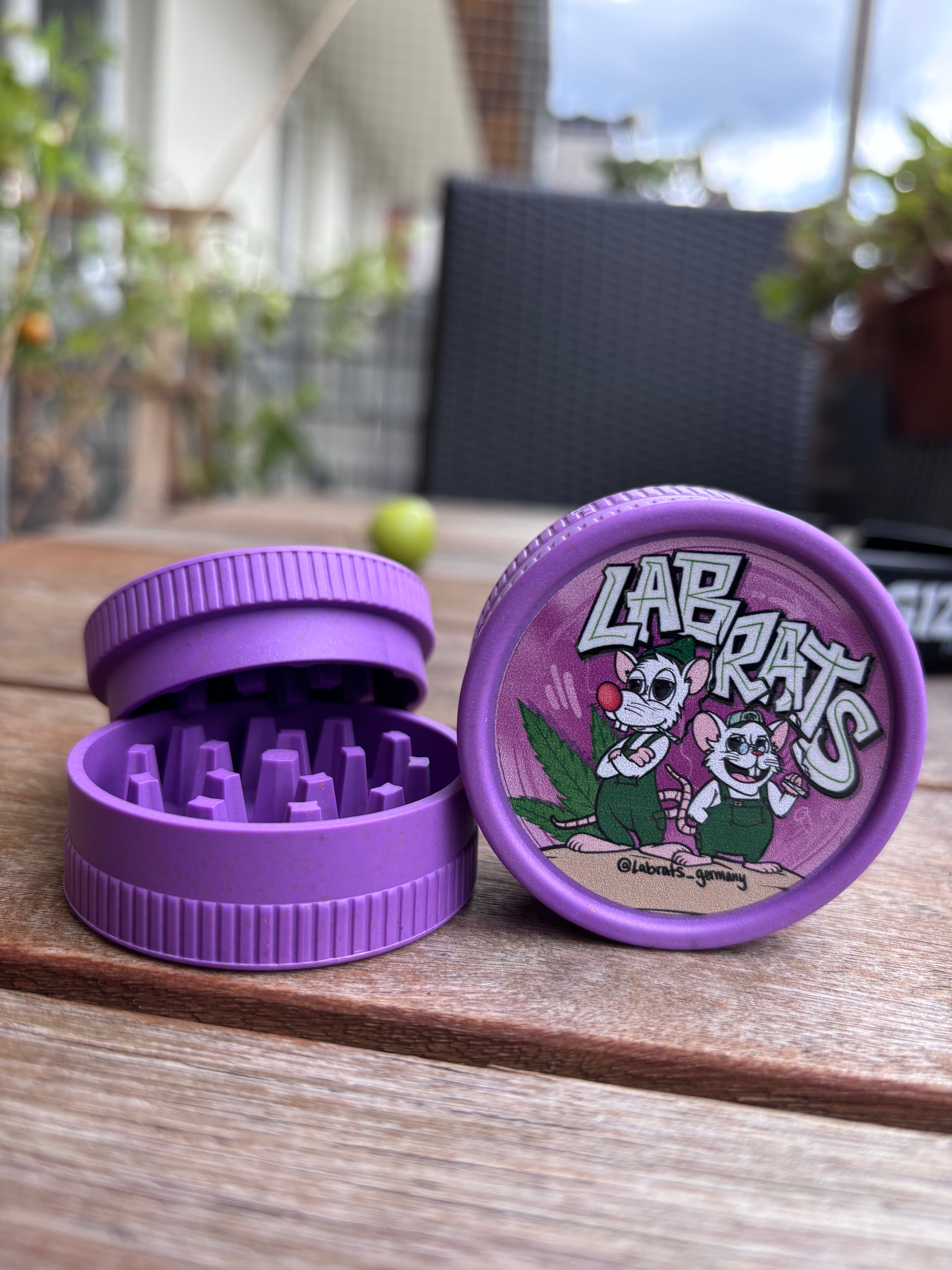 Grinder LABRATS